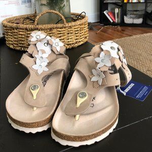 NWT Birkenstock Gizeh High Natural sandals (sz 36)
